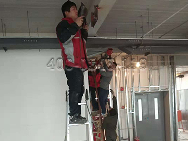 商场档口装修喷淋烟感消火栓改造要求